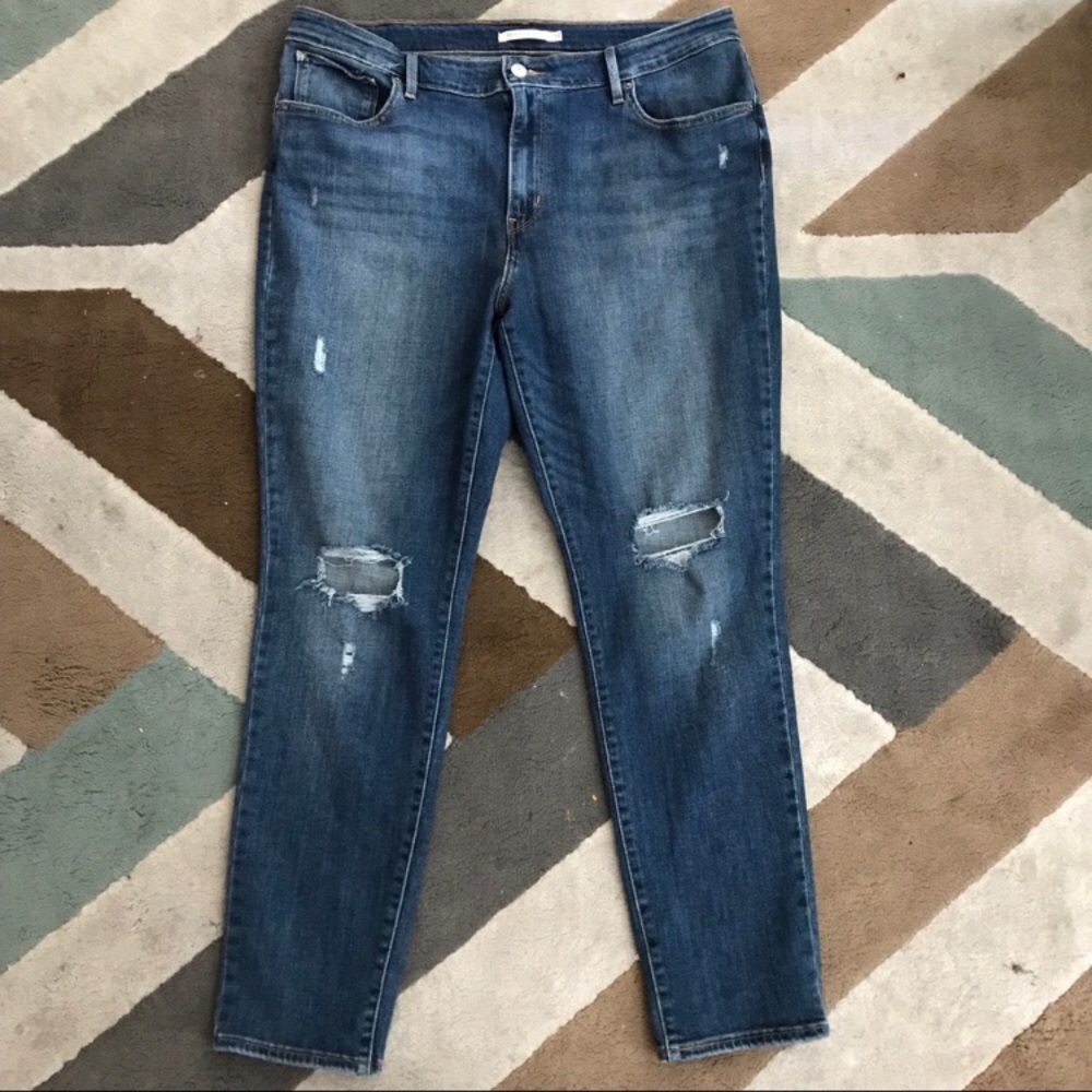 Levis 721 high waisted distressed jeans